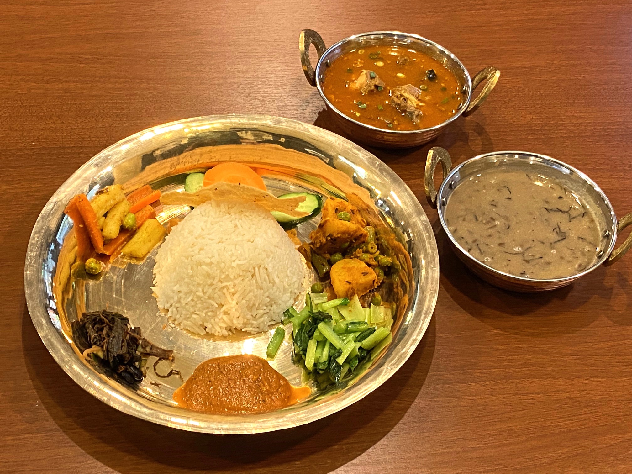 タカリカナセット Thakali Khana ＠ カトマンズモモハブ KATHMANDU